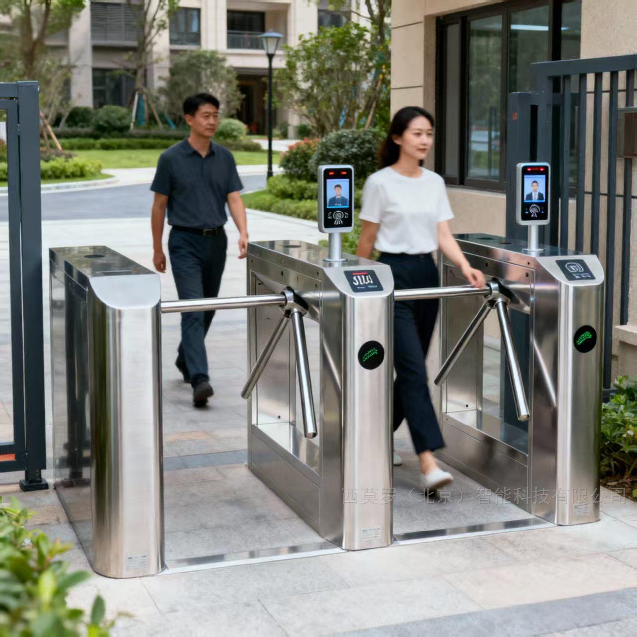 工地三辊闸：筑牢安全防线，规范人员进出第一道关