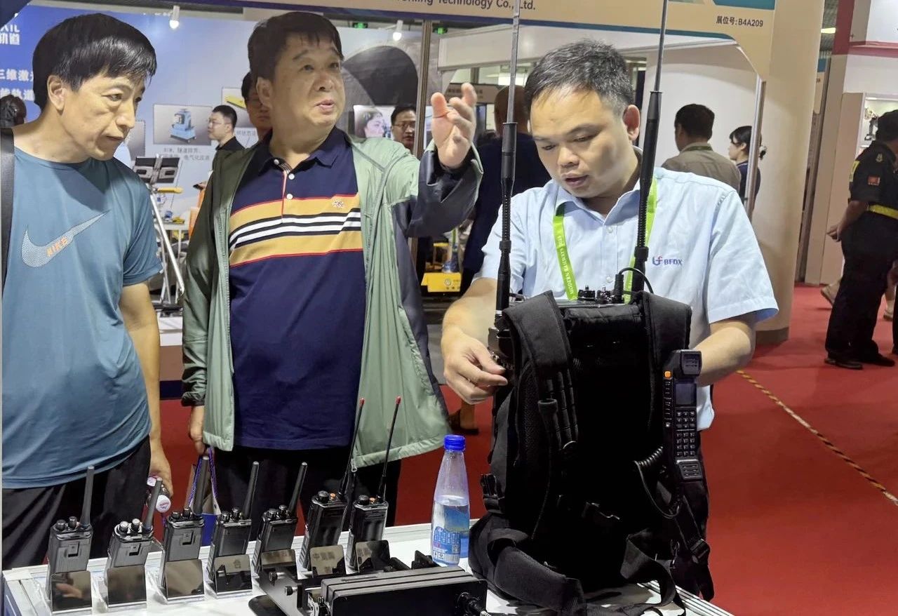 �����ϡ������£�������ͨ����θ��ܹؼ������Ԯ��